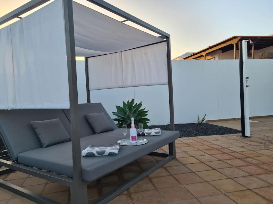 Luxury 4-Bedroom Villa With Heated Pool + Sea View Playa Blanca  Exteriér fotografie