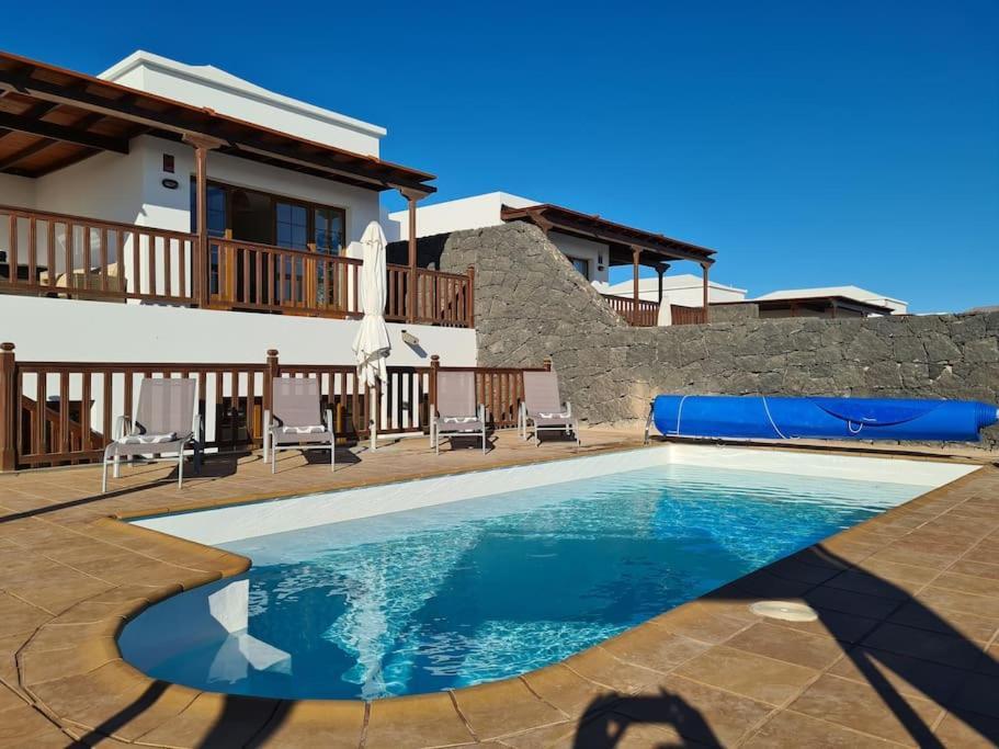 Luxury 4-Bedroom Villa With Heated Pool + Sea View Playa Blanca  Exteriér fotografie