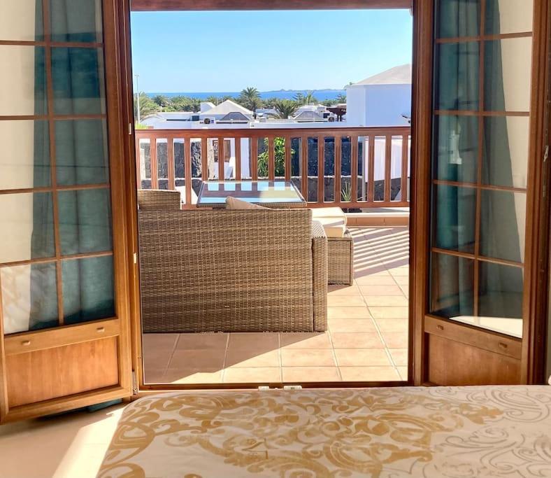 Luxury 4-Bedroom Villa With Heated Pool + Sea View Playa Blanca  Exteriér fotografie