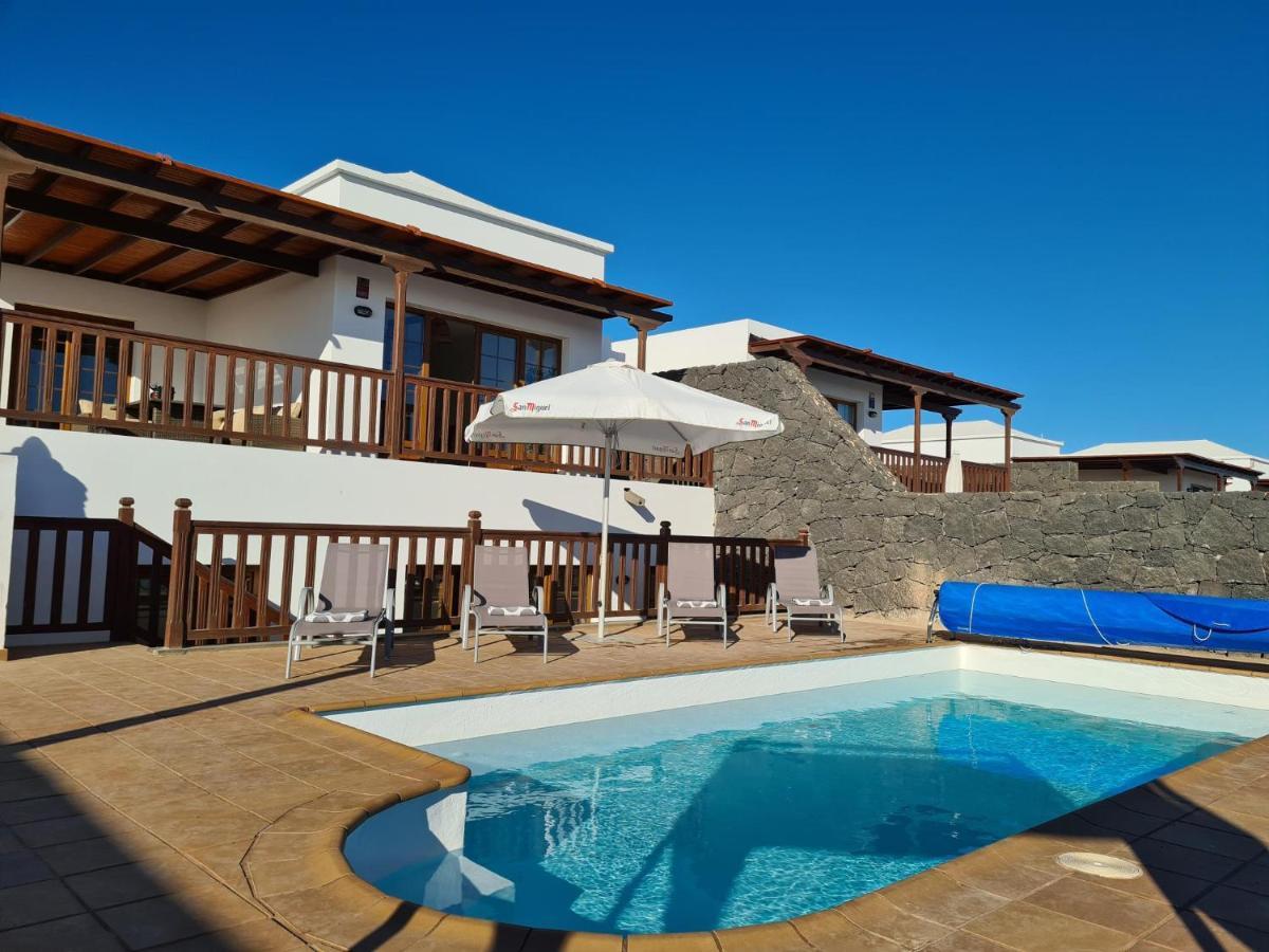 Luxury 4-Bedroom Villa With Heated Pool + Sea View Playa Blanca  Exteriér fotografie